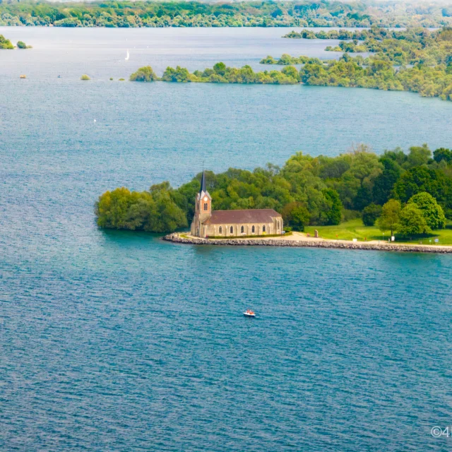 Eglise de Champaubert vue de drone