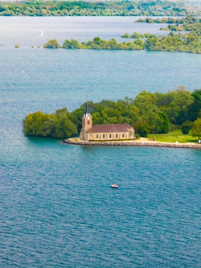 Eglise de Champaubert vue de drone