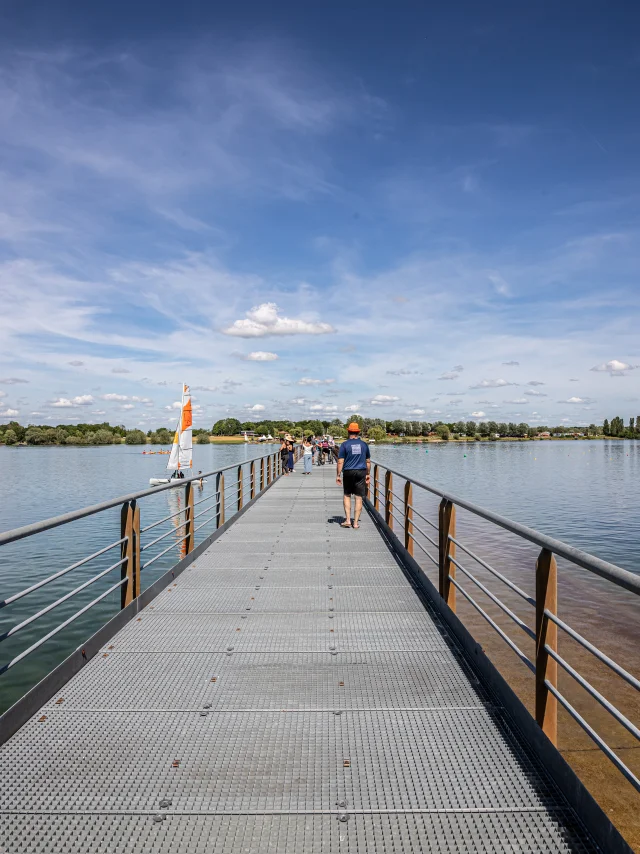 balade-passerelle-lac-du-der.jpg