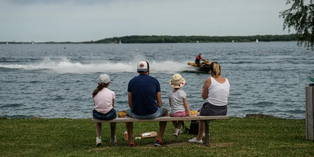 Famille Lac Du Der Snack