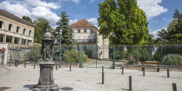 fontaine-wallacePascal-Philippe.jpg