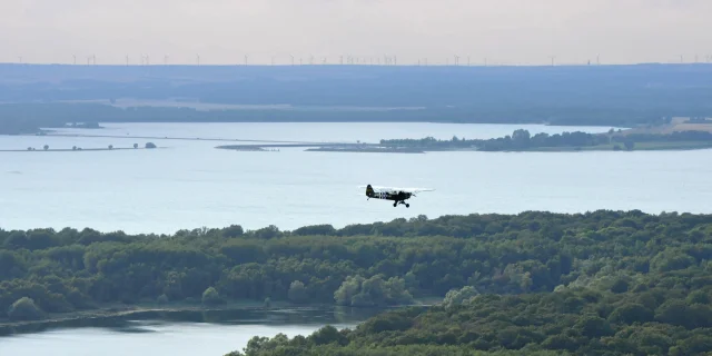 aerial view lac du der robinson