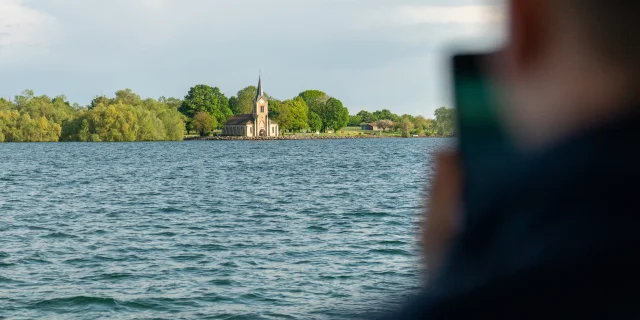 Photo-eglise-champaubert-lac-du-der-4runners.jpg