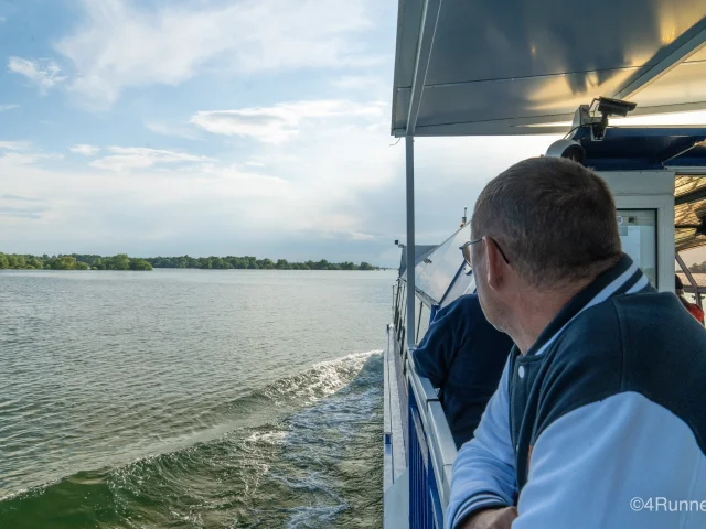 bateau-promenade-lac-du-der-4runners.jpg