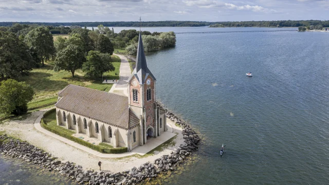 eglise-giffaumont-drone-lac-du-der.jpg